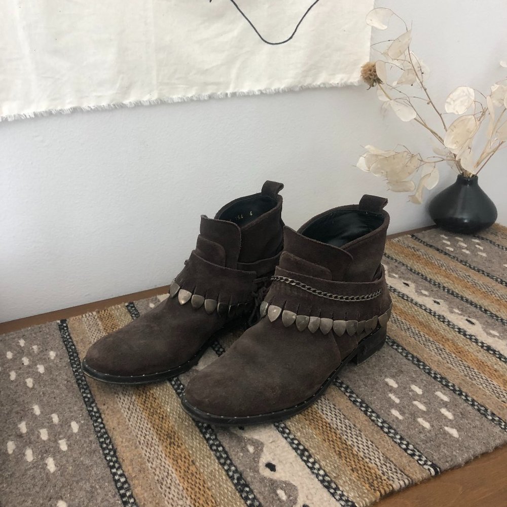 Freda Salvador Boots/Booties - Size 6, Brown Suede
